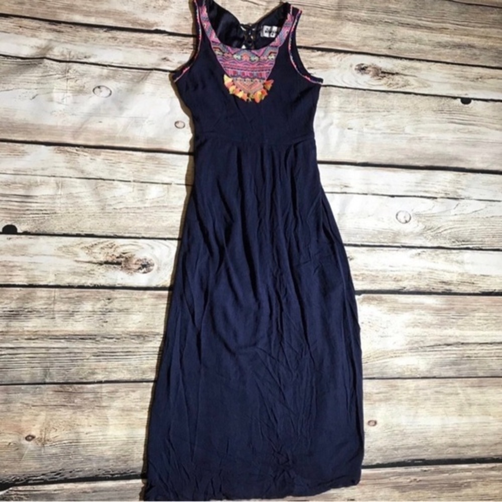 Meghan Los Angeles Embroidered Open back Maxi dress Size M